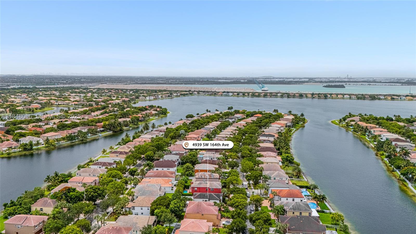 RIVIERA ISLES II - Residential