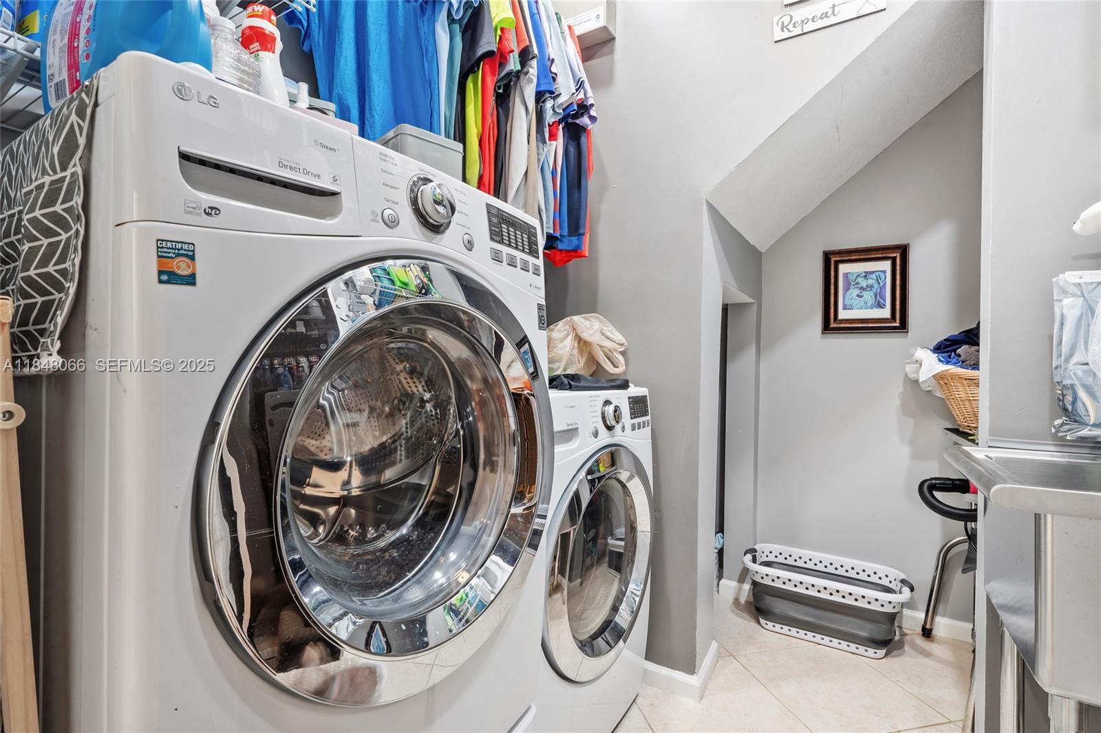 RIVIERA ISLES II - Residential