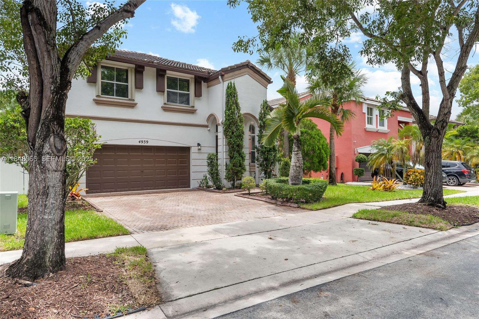 RIVIERA ISLES II - Residential