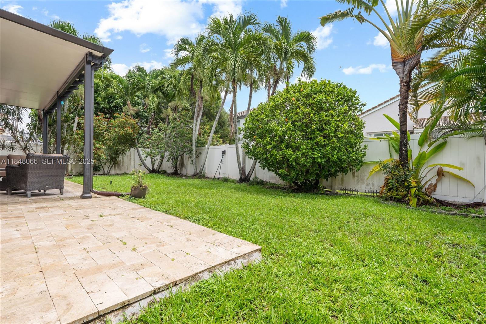 RIVIERA ISLES II - Residential