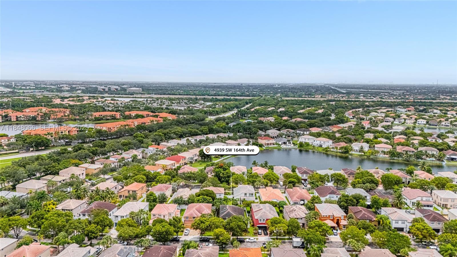 RIVIERA ISLES II - Residential