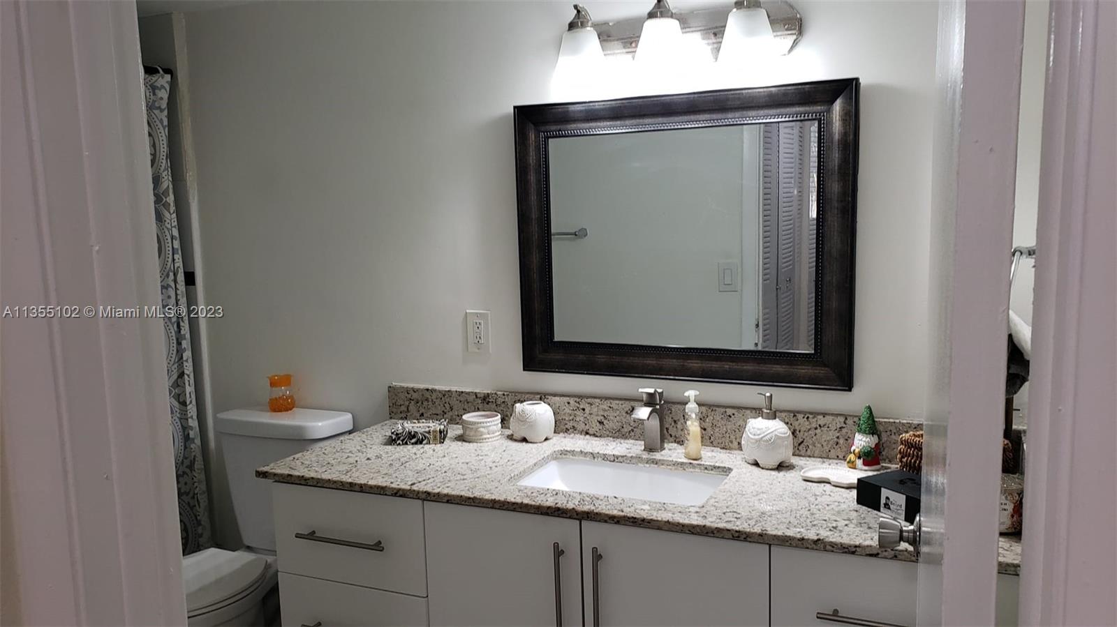 LAS VISTAS AT DORAL CONDO - Residential Lease