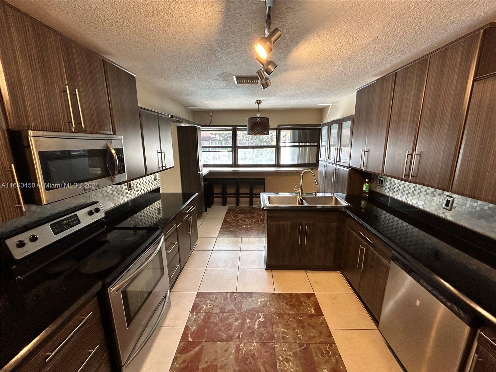 Country club - Residential
