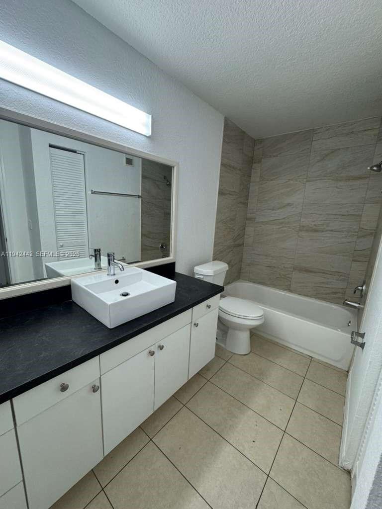 CORAL KEY CONDO - Residential