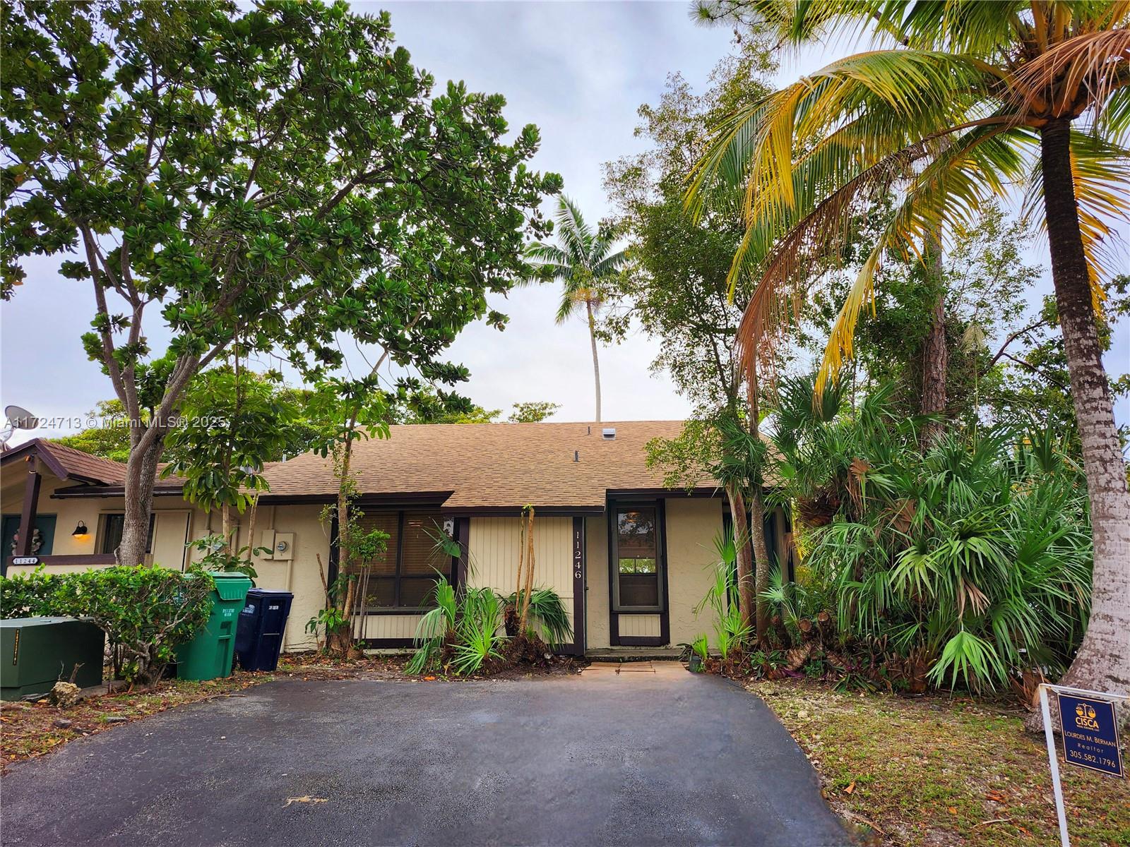 Property for Sale at 11246 Sw 116th Ln 11246, Miami, Broward County, Florida - Bedrooms: 2 
Bathrooms: 1  - $450,000