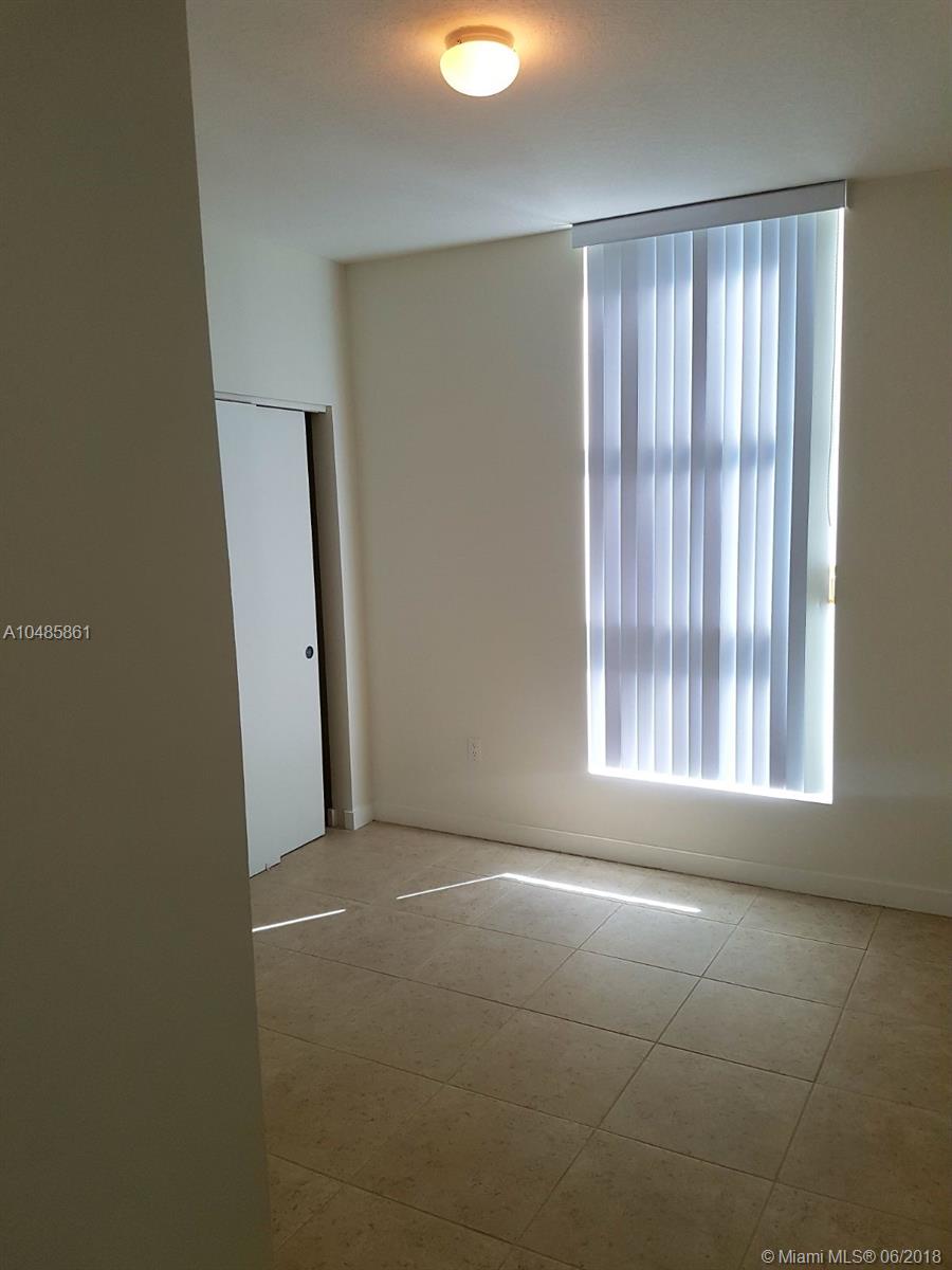 RIVER OAKS MARINA TOWER - Residential Lease