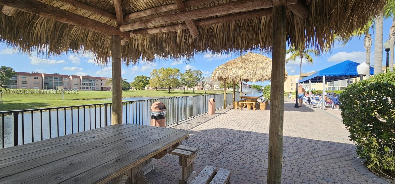 SUNRISE LAKES 116 CONDO - Residential