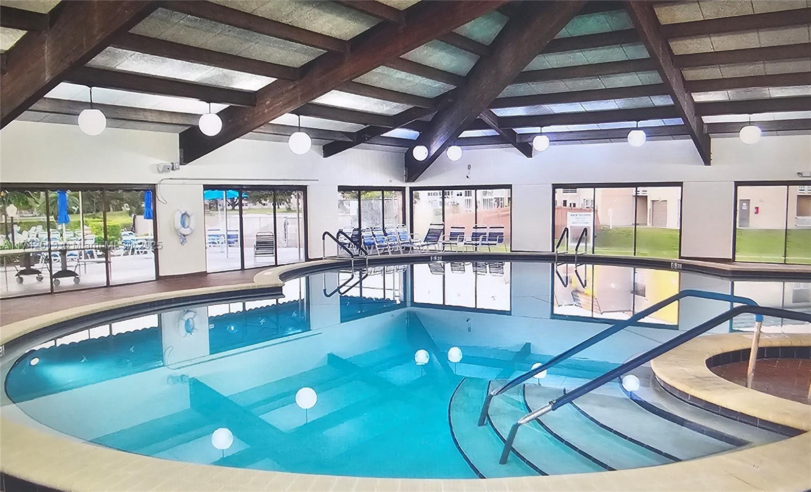 SUNRISE LAKES 116 CONDO - Residential