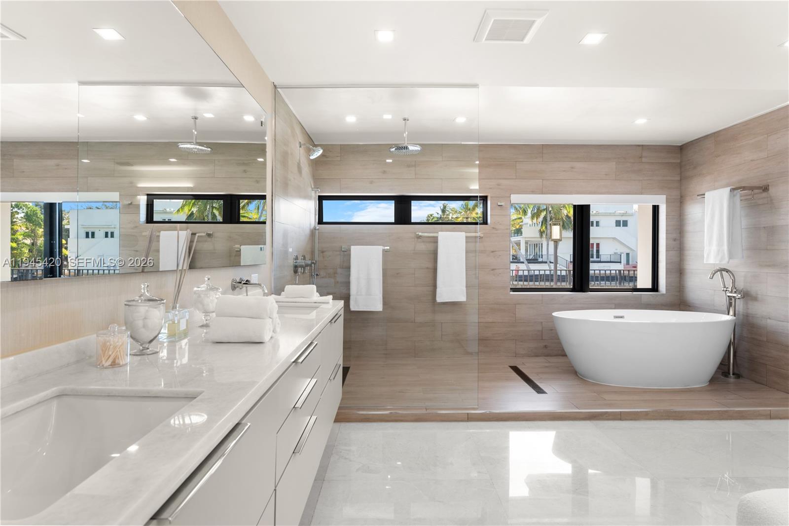 CORAL BAY SEC C - Residential