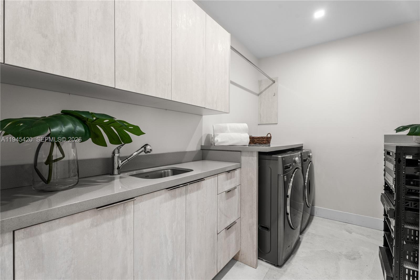 CORAL BAY SEC C - Residential