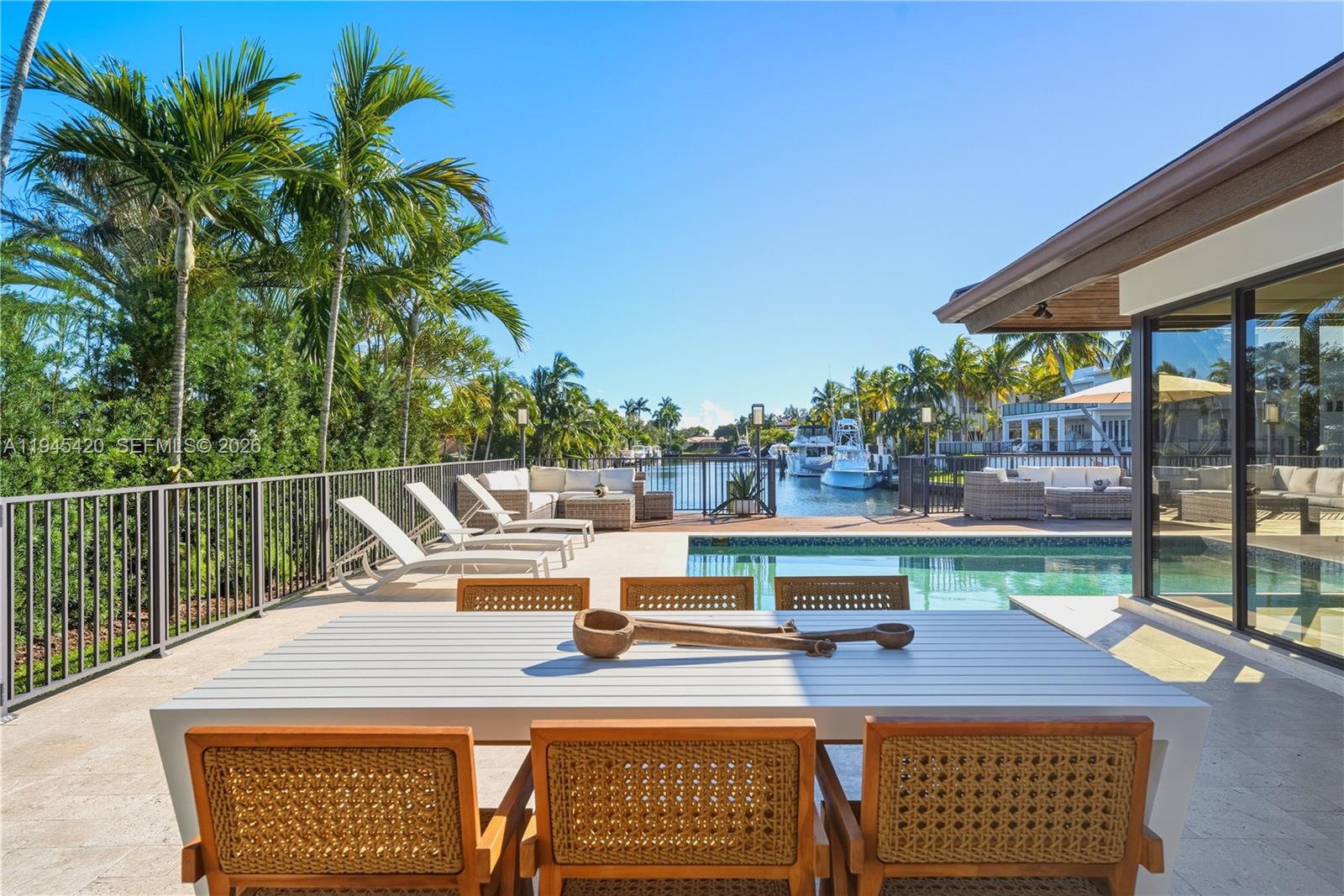 CORAL BAY SEC C - Residential