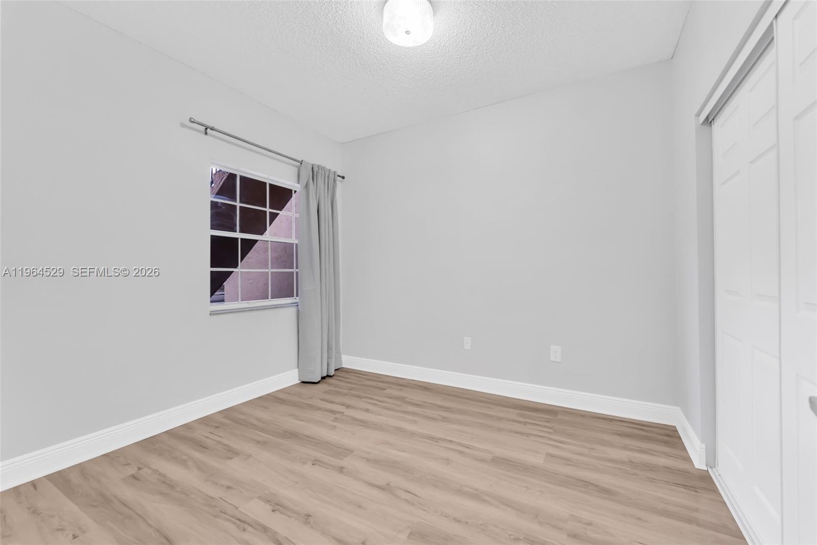 REFLECTIONS AT PEMBROKE P - Residential Lease