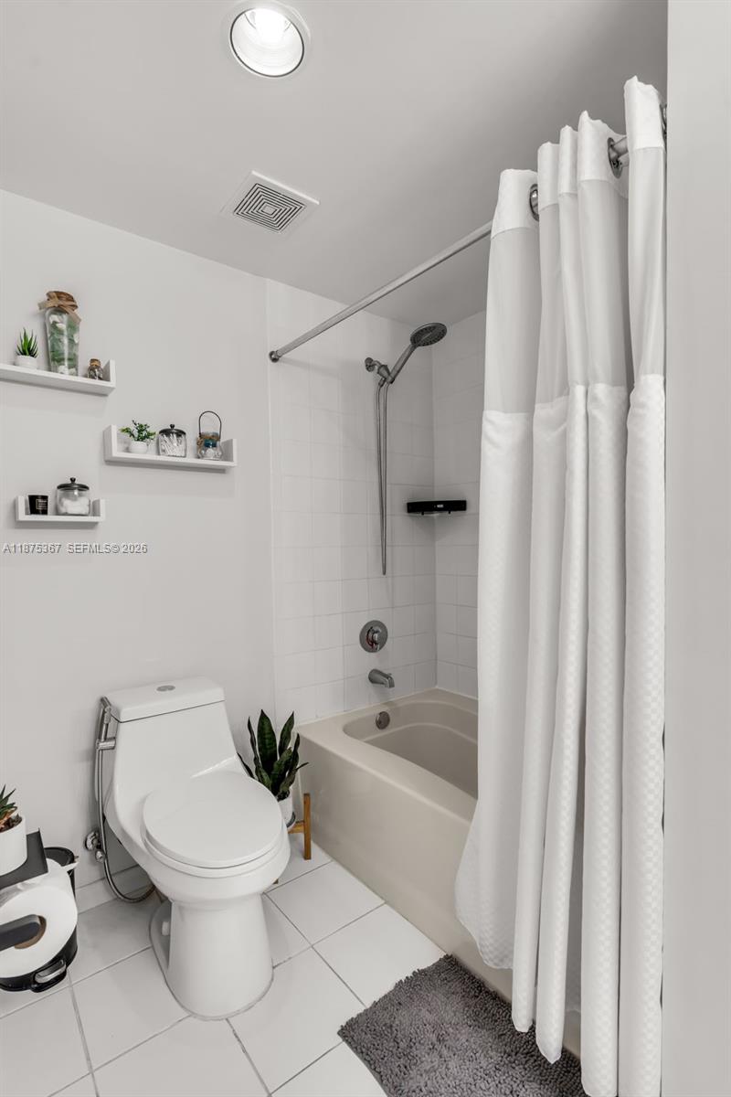 EL-AD RESIDENCES AT MIRAM - Residential