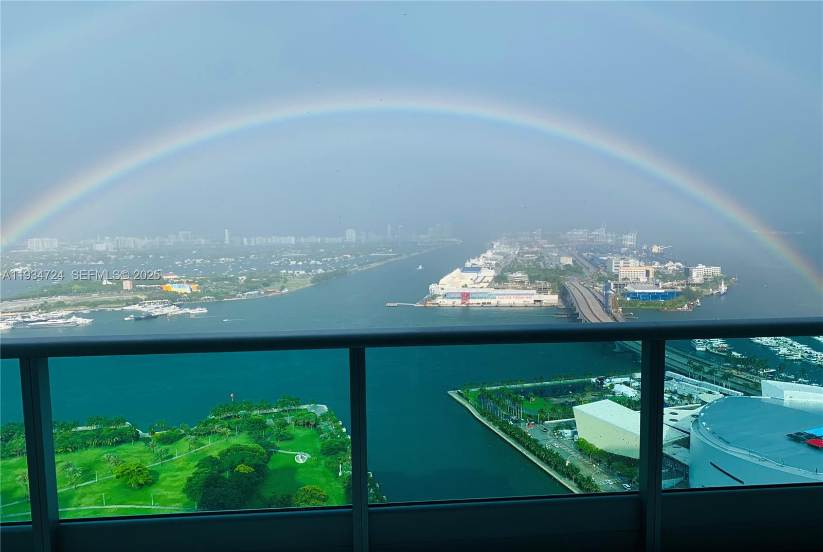 900 BISCAYNE BAY CONDO - Residential
