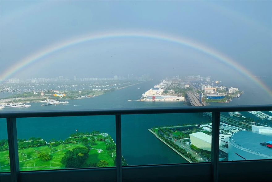 Stunning high-floor 1BD + Den, 2BA at iconic 900 Biscayne Bay with nearly 200 SF private terrace and breathtaking, unobstructed views of Biscayne Bay. Located in Miami’s hottest area—Park West—next to One Thousand Museum, Miami Worldcenter & the new Signature Bridge. Features 1,042 SF interior, marble floors, custom closets, Italian kitchen with Sub-Zero & Miele appliances, upgraded bathrooms, designer finishes throughout. 5-star amenities: concierge, valet, theater, fitness center, spa, hammock garden, BBQ area, resort-style pools & hot tub. Live luxury on the bay.