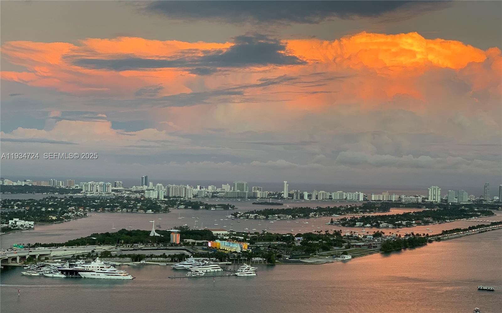 900 Biscayne Blvd 4504