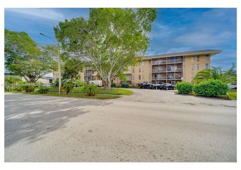 A home in Lauderdale Lakes