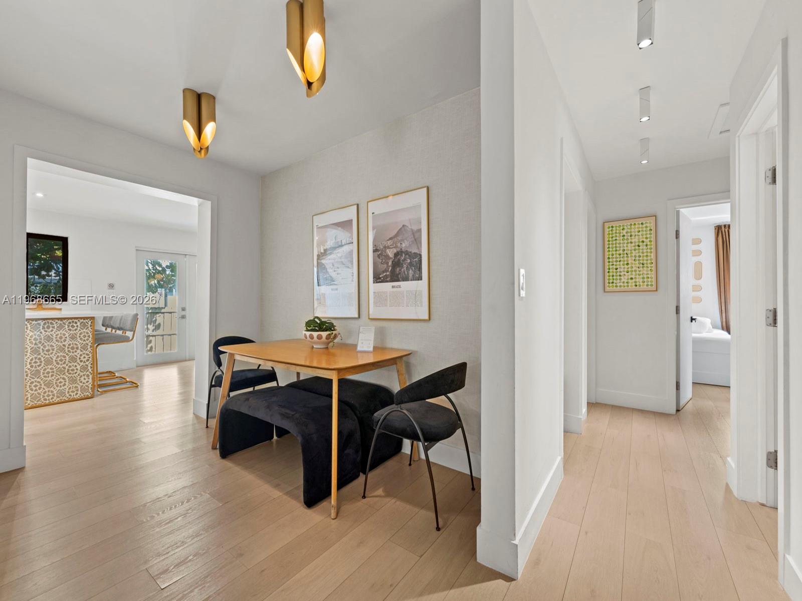 CORAL WAY PLAZA - Residential