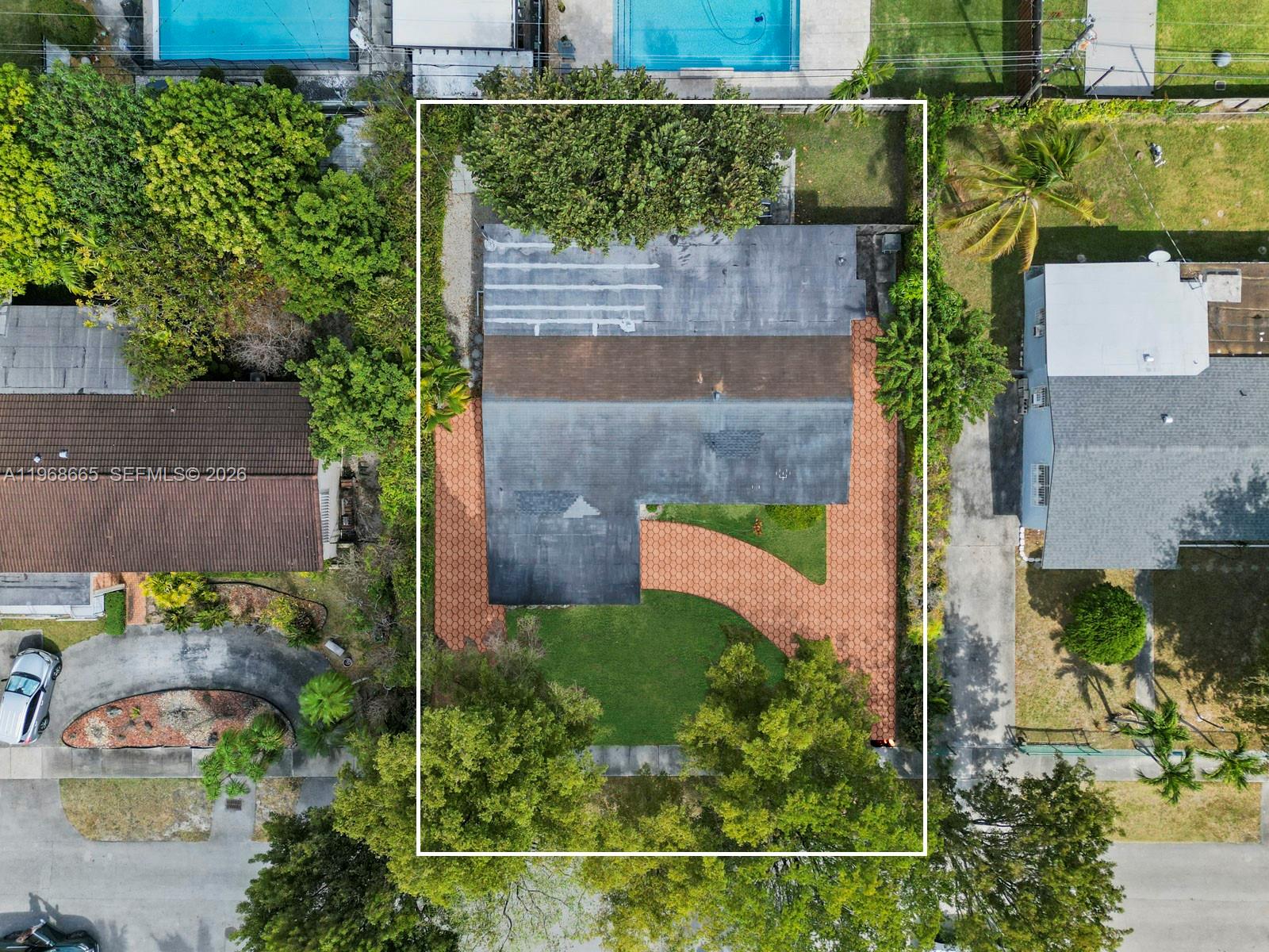 CORAL WAY PLAZA - Residential