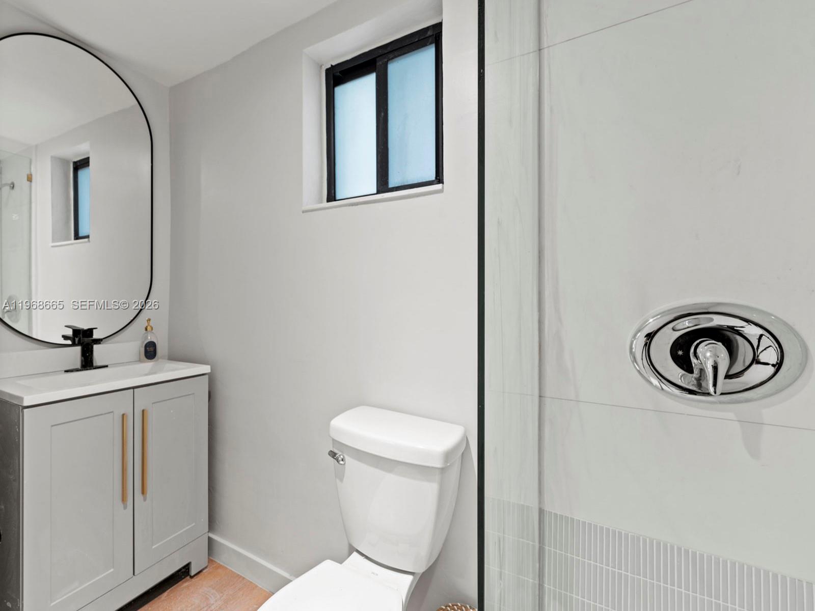 CORAL WAY PLAZA - Residential