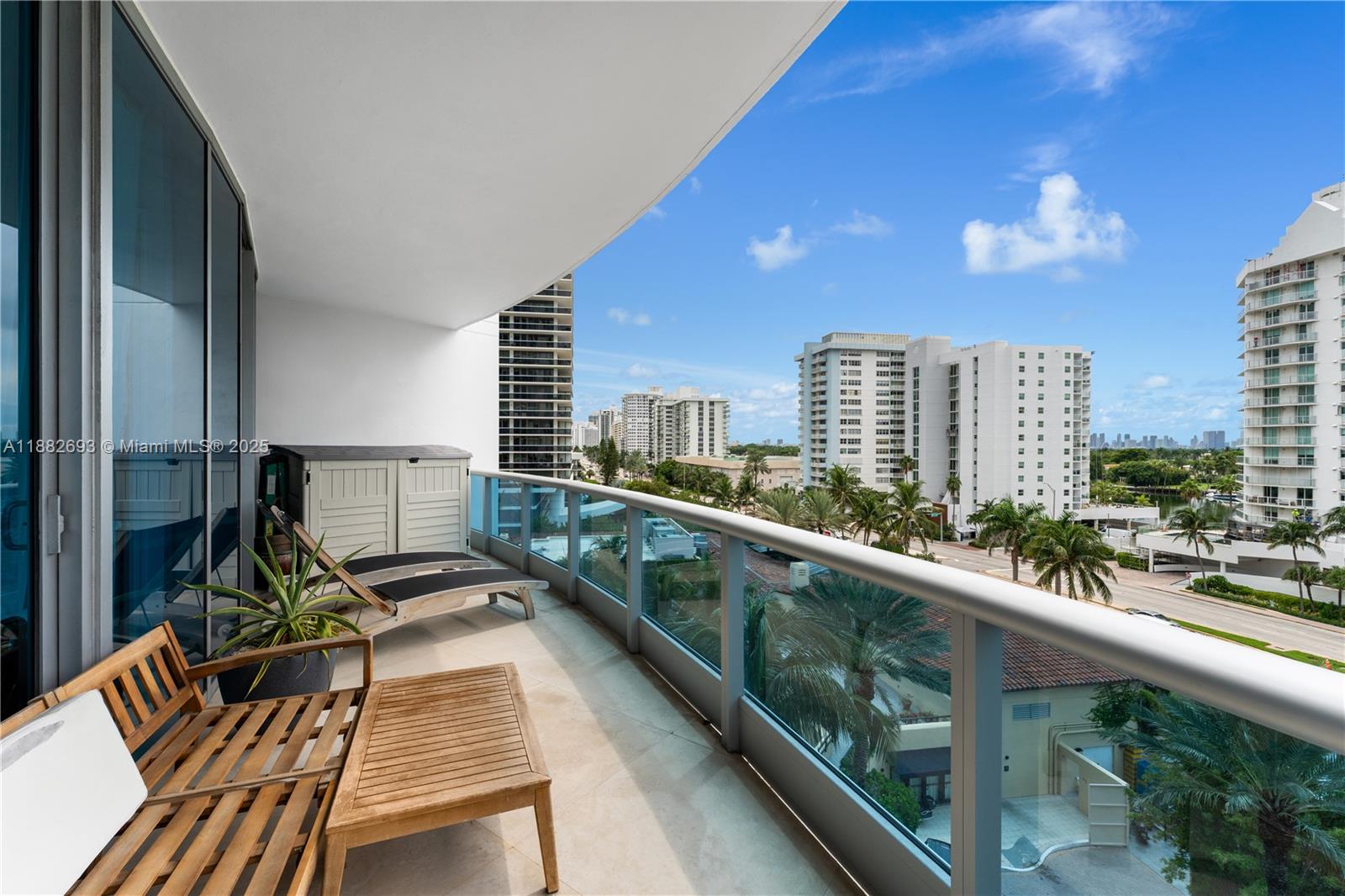 THE RESIDENCES AT THE BAT - Residential