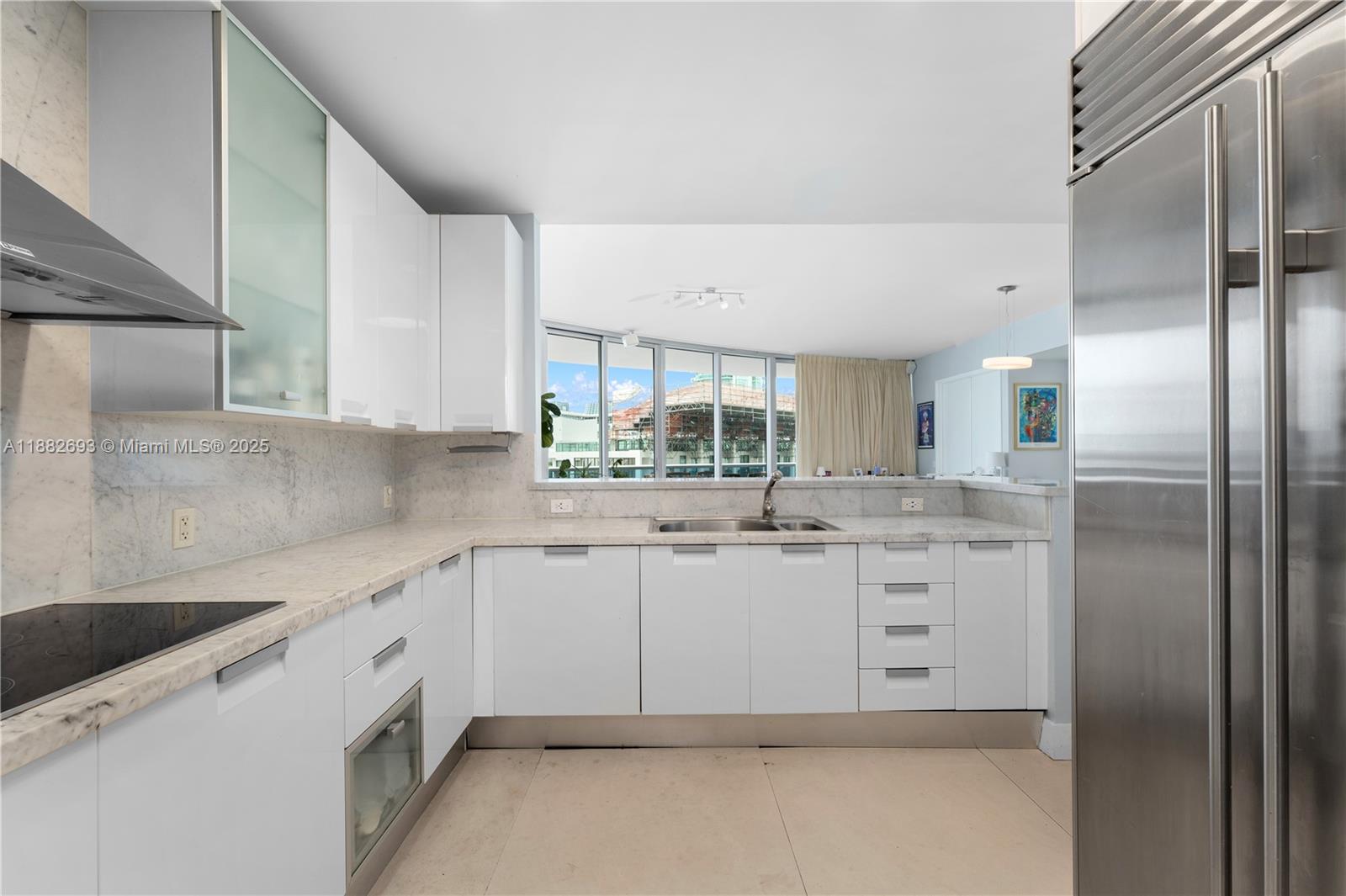 THE RESIDENCES AT THE BAT - Residential