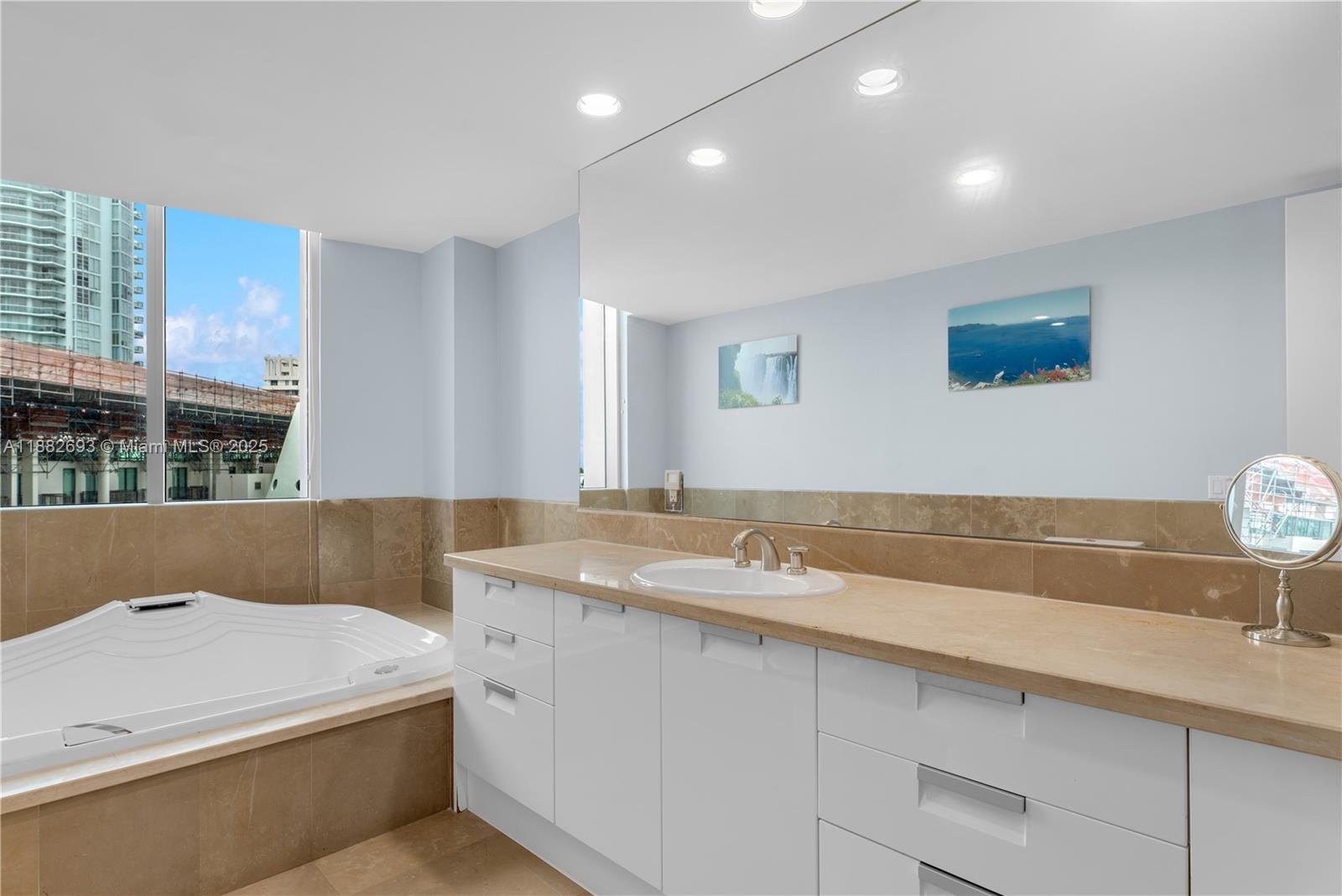 THE RESIDENCES AT THE BAT - Residential