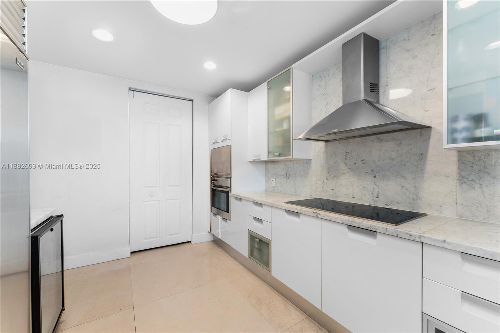 THE RESIDENCES AT THE BAT - Residential