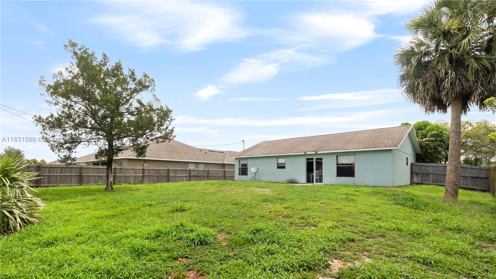 PORT ST LUCIE SECTION 4 - Residential