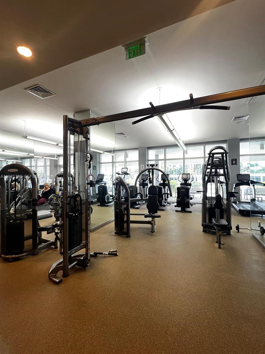 HARBOUR HOUSE - Residential