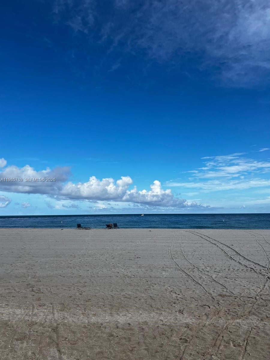 HARBOUR HOUSE - Residential