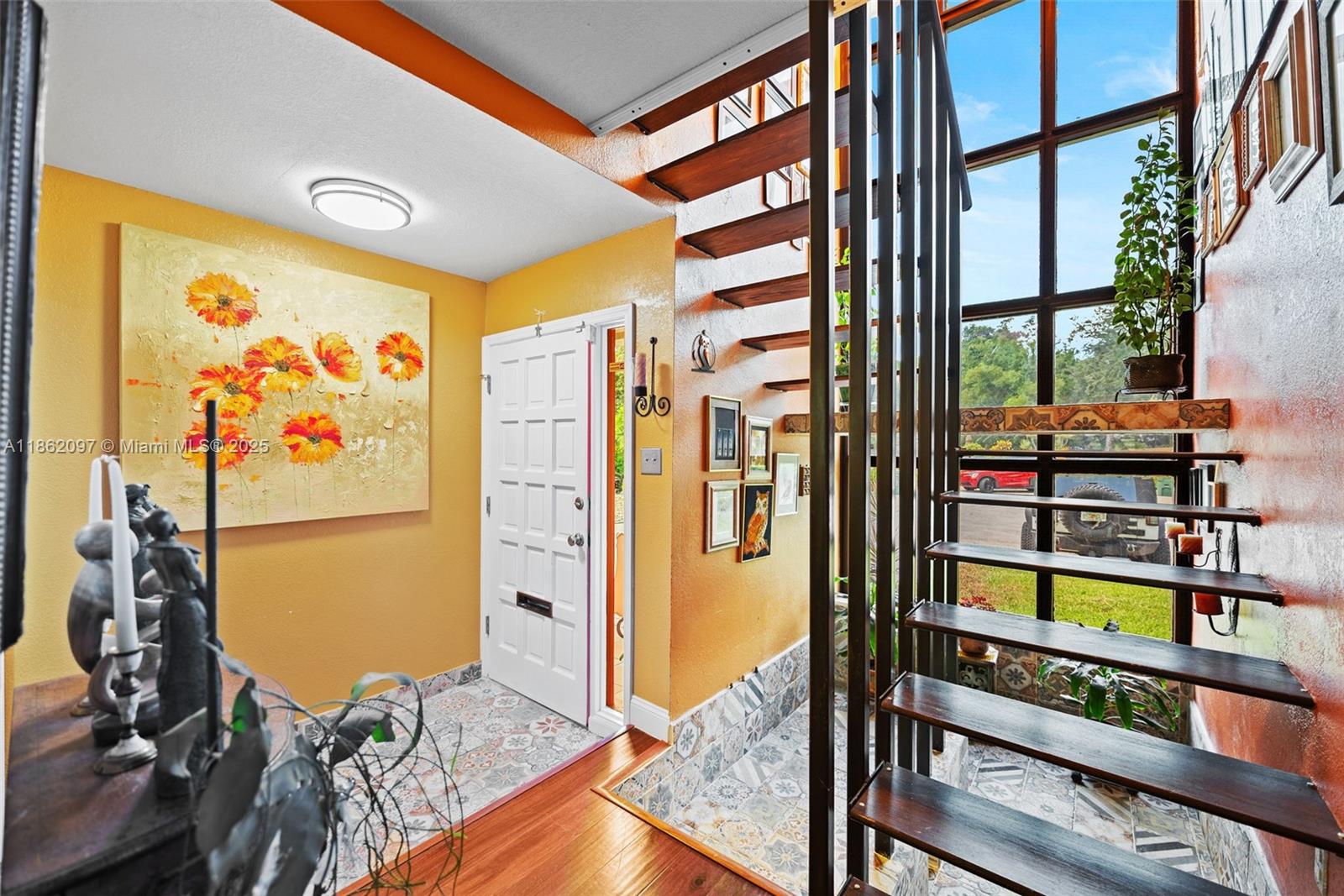 735 NW 35th St