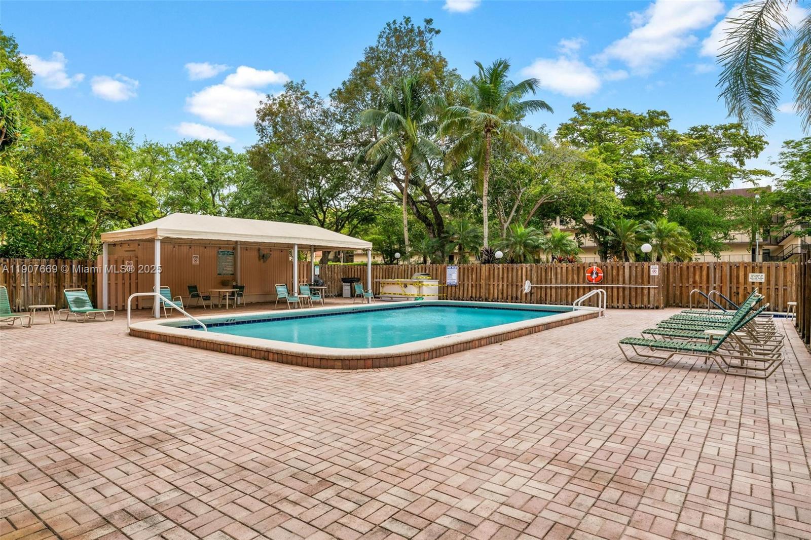 ROYAL PALM AT PLANTATION - Residential