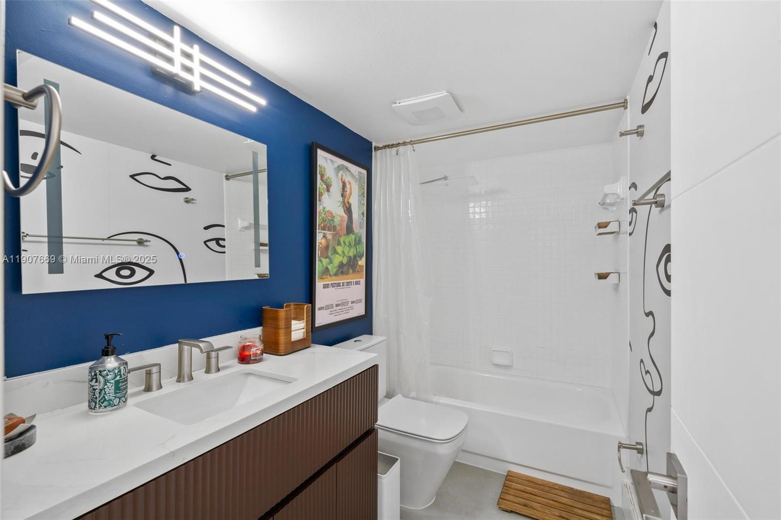 ROYAL PALM AT PLANTATION - Residential