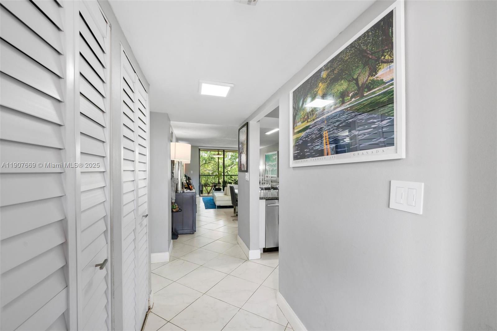 ROYAL PALM AT PLANTATION - Residential