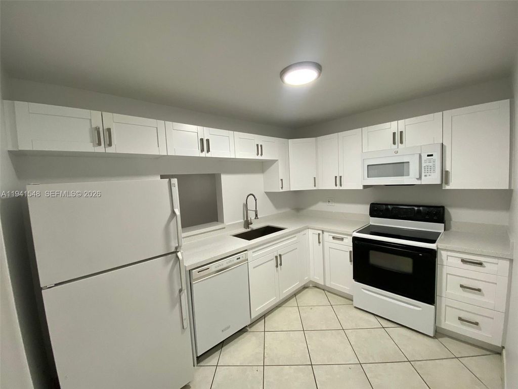 Photo of 4344 NW 9th Ave #9-3D, Deerfield Beach, FL 33064 (MLS # A11941548)