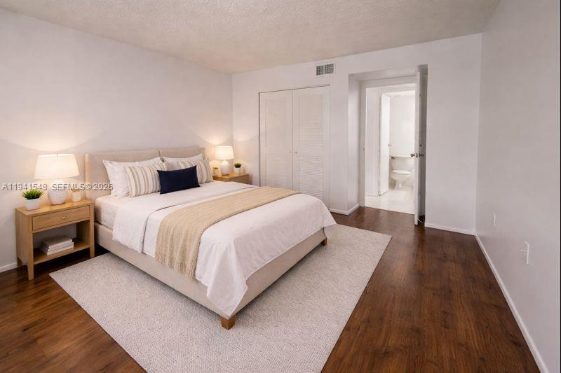 HERITAGE CIRCLE CONDO - Residential