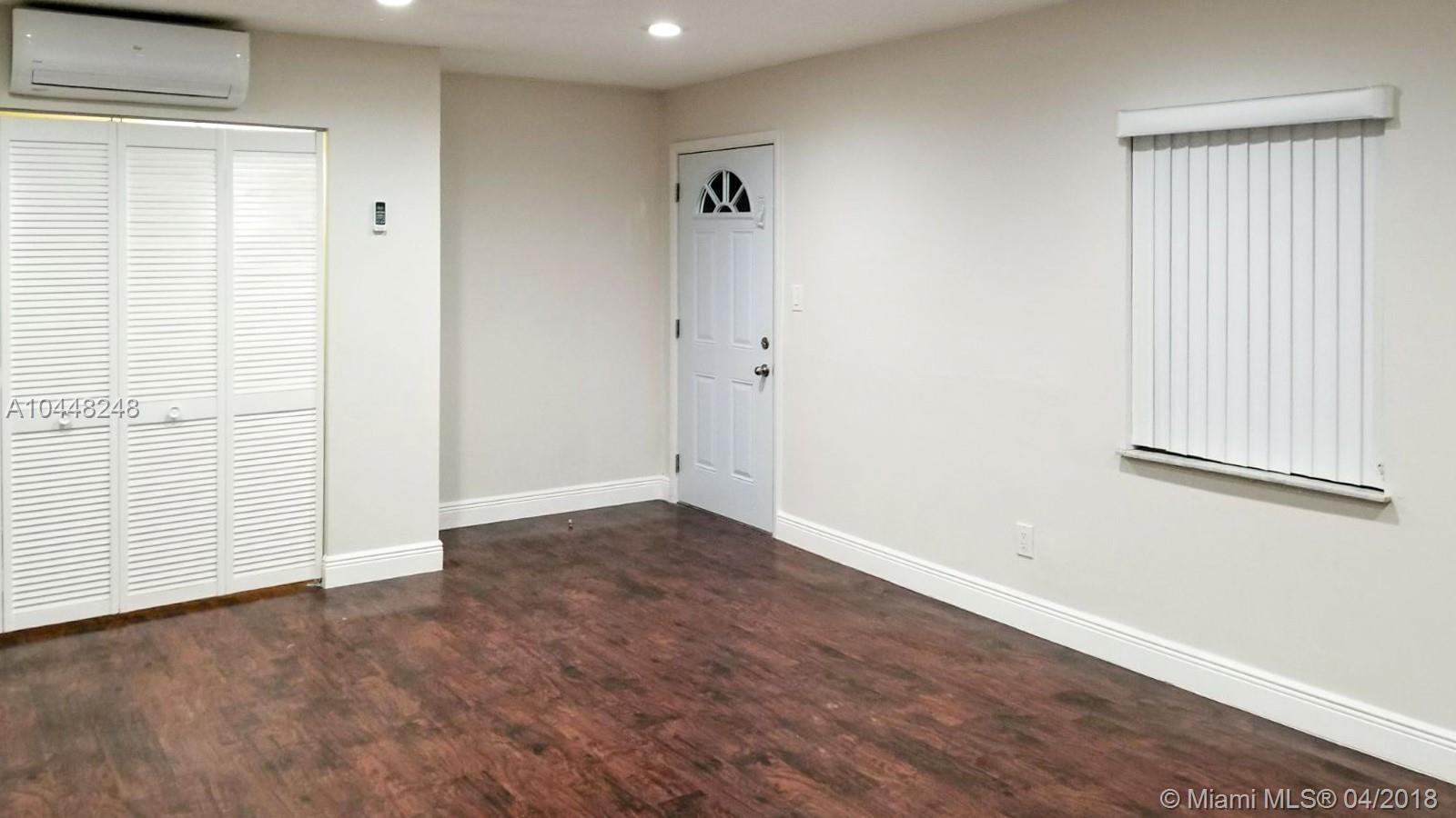 ROYAL GLEN - Residential Lease