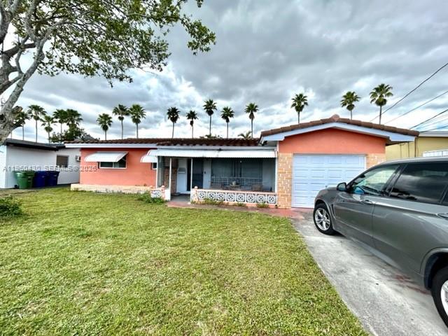 LAKESIDE ESTATES - Residential