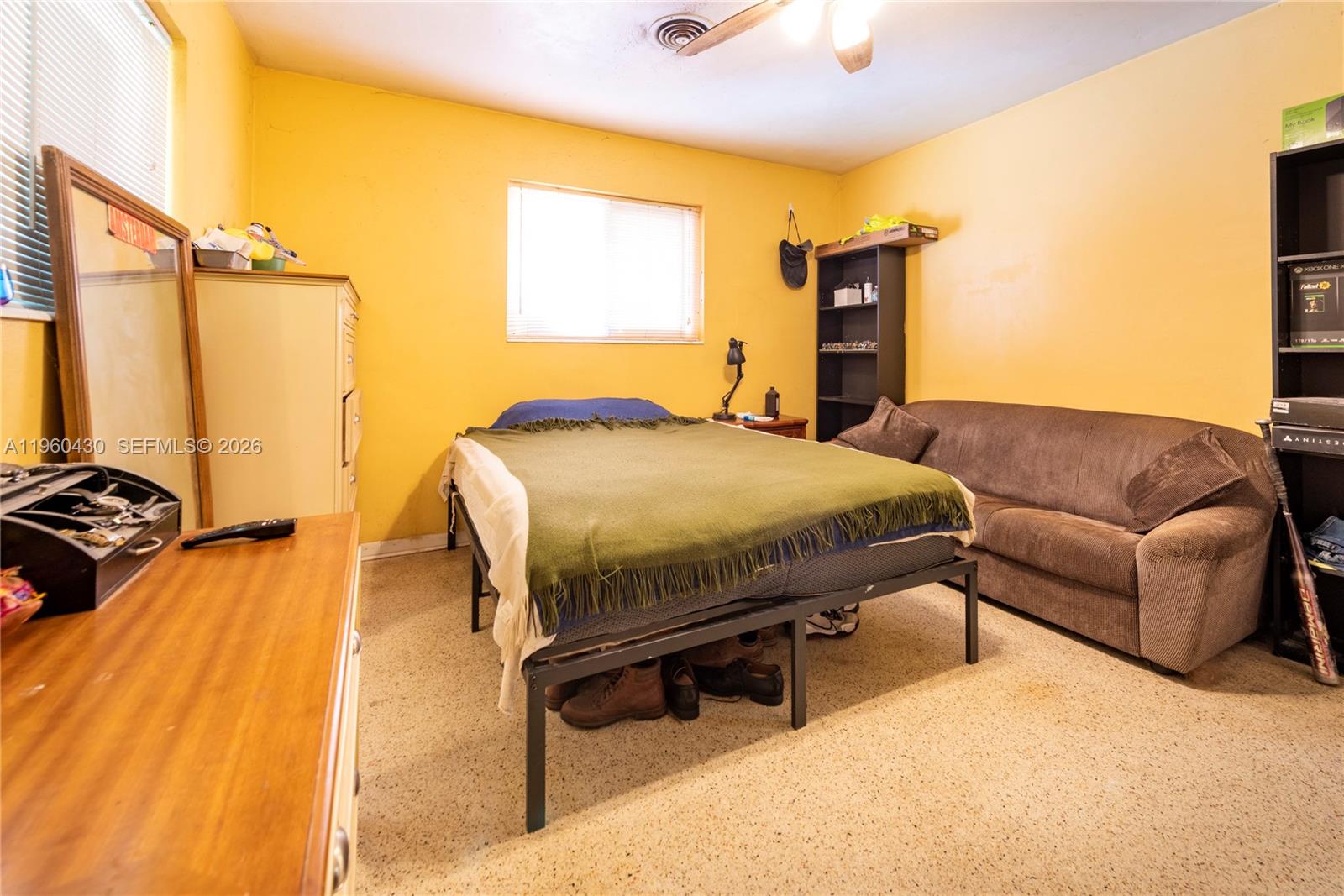 LAKESIDE ESTATES - Residential