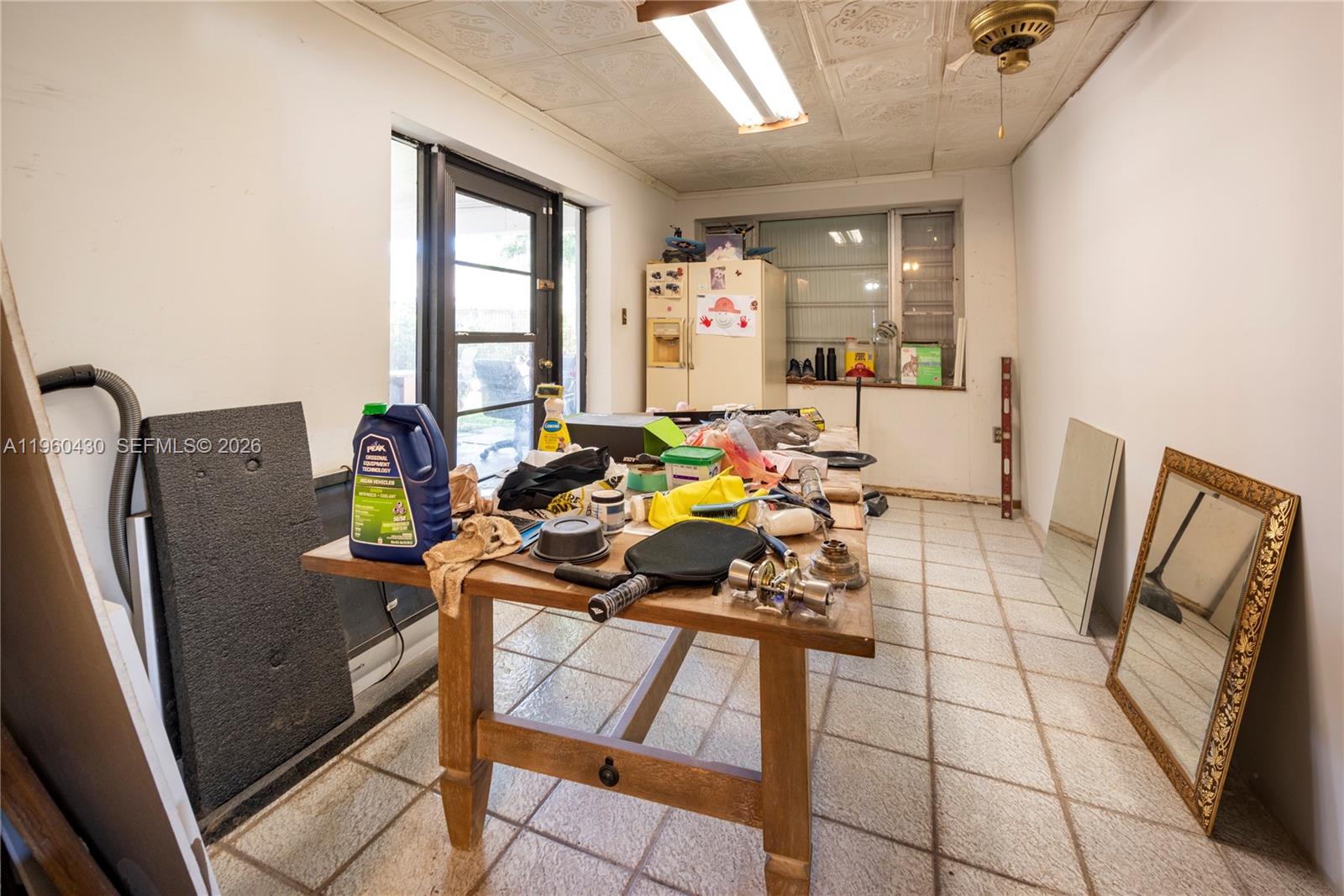 LAKESIDE ESTATES - Residential