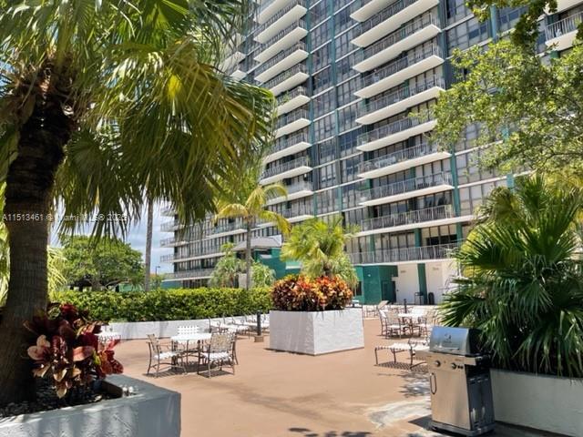 THE PALM BAY YACHT CLUB C - Residential