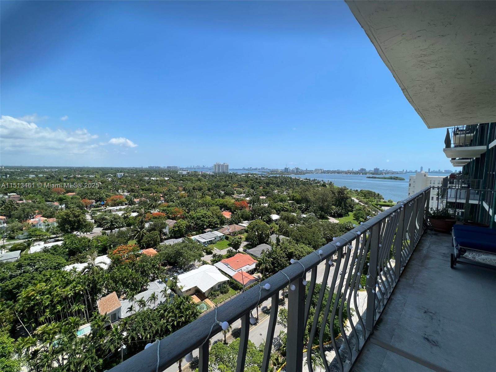 THE PALM BAY YACHT CLUB C - Residential