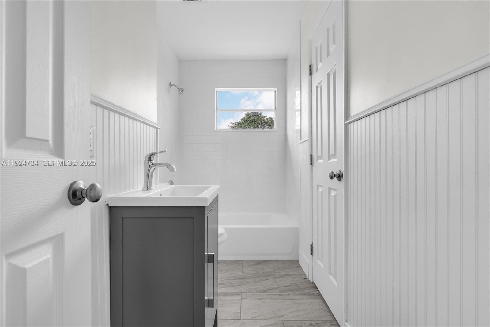 ROSEHAVEN - Residential Lease