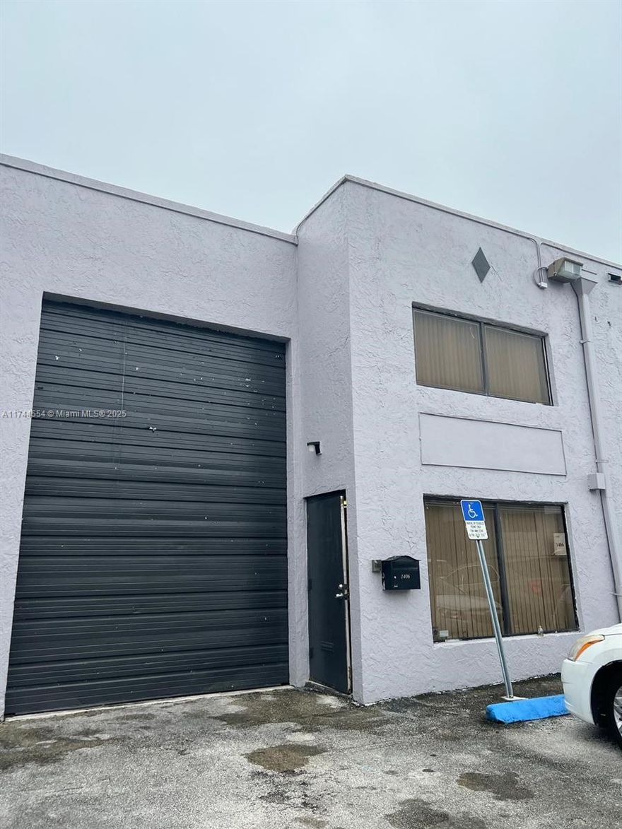 Prime Flex condo warehouse in the heart of Hialeah offers 1,305 square feet of highly versatile space. Ideally suited for industrial uses such as distribution, manufacturing, storage, and more, this property is designed to meet various business needs. Features include a front street-level loading door, a 20-foot ceiling height, a durable twin-tee roof, and two assigned parking spaces for added convenience. Heavy office buildout. Outside of Wellfield. M-1 Industrial zoning.