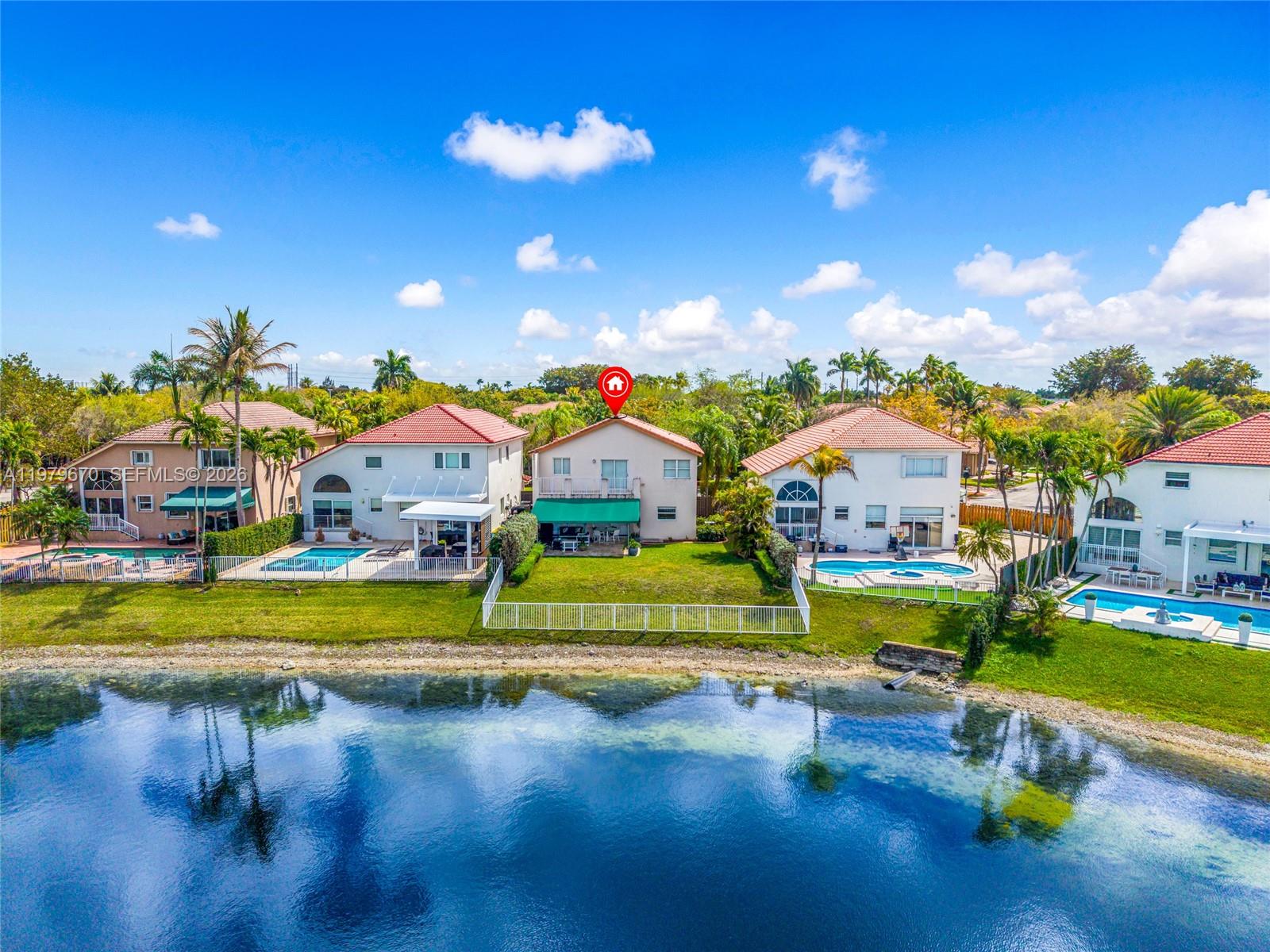 DORAL ISLES-ANTILLES - Residential