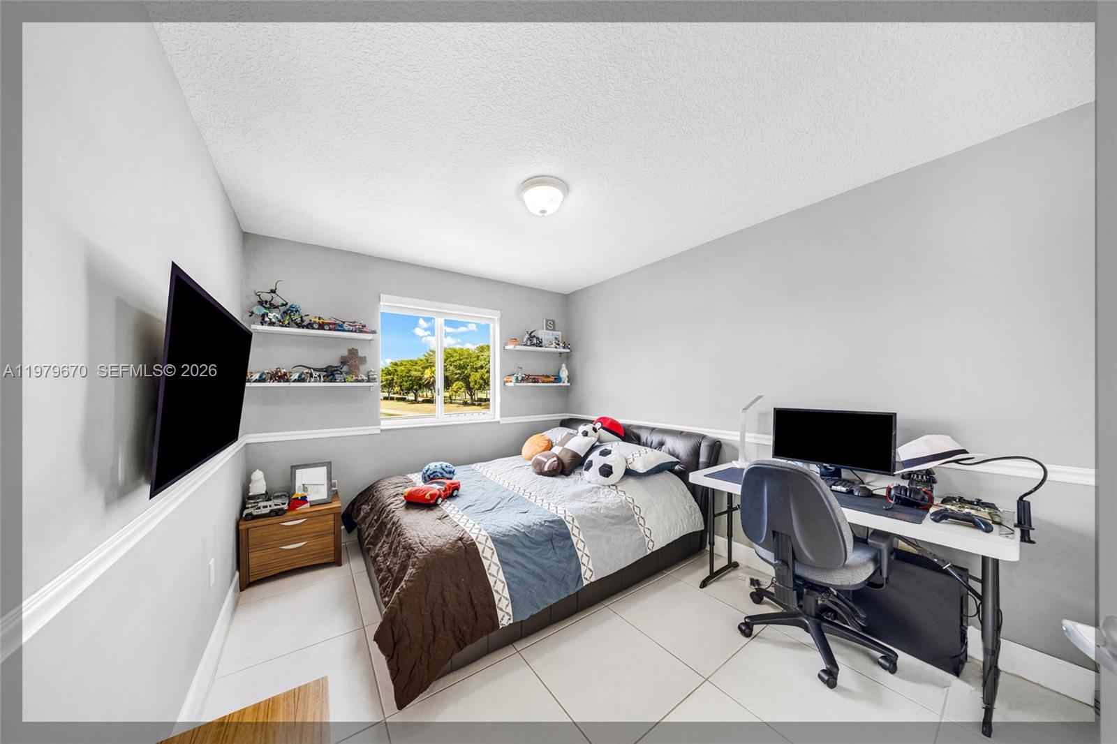 DORAL ISLES-ANTILLES - Residential