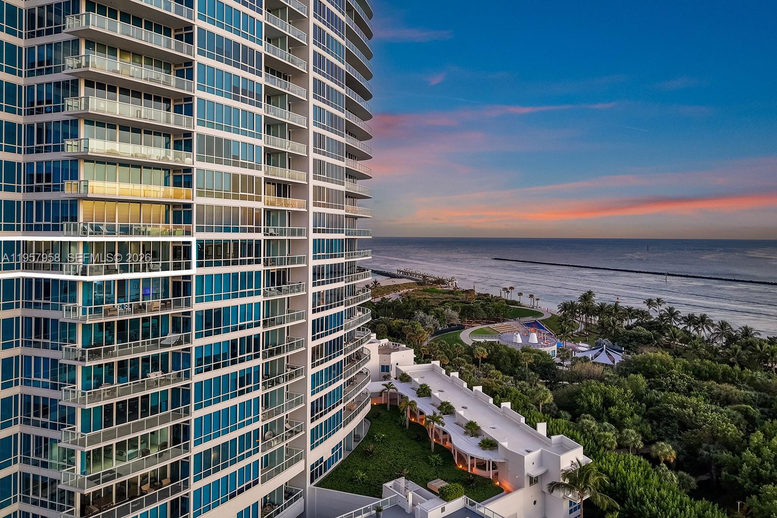 CONTINUUM ON SOUTH BEACH - Residential Lease