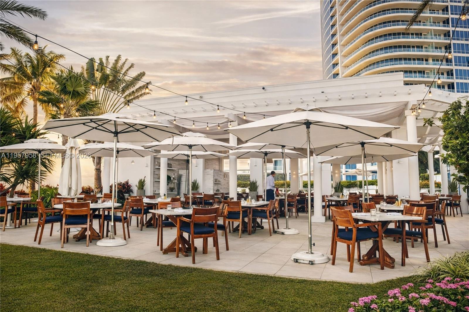 CONTINUUM ON SOUTH BEACH - Residential Lease