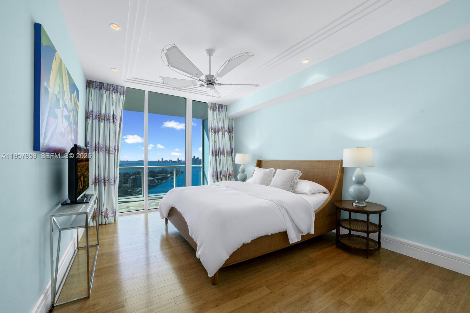 CONTINUUM ON SOUTH BEACH - Residential Lease